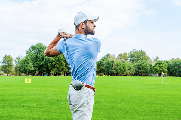 5 Tips for a Beginner Golfer from Professionals - TheSportsHint